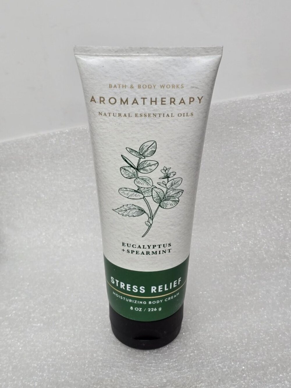 Bath & Body Works Aromatherapy Stress Relief Body Cream Eucalyptus Spearmint 8Oz